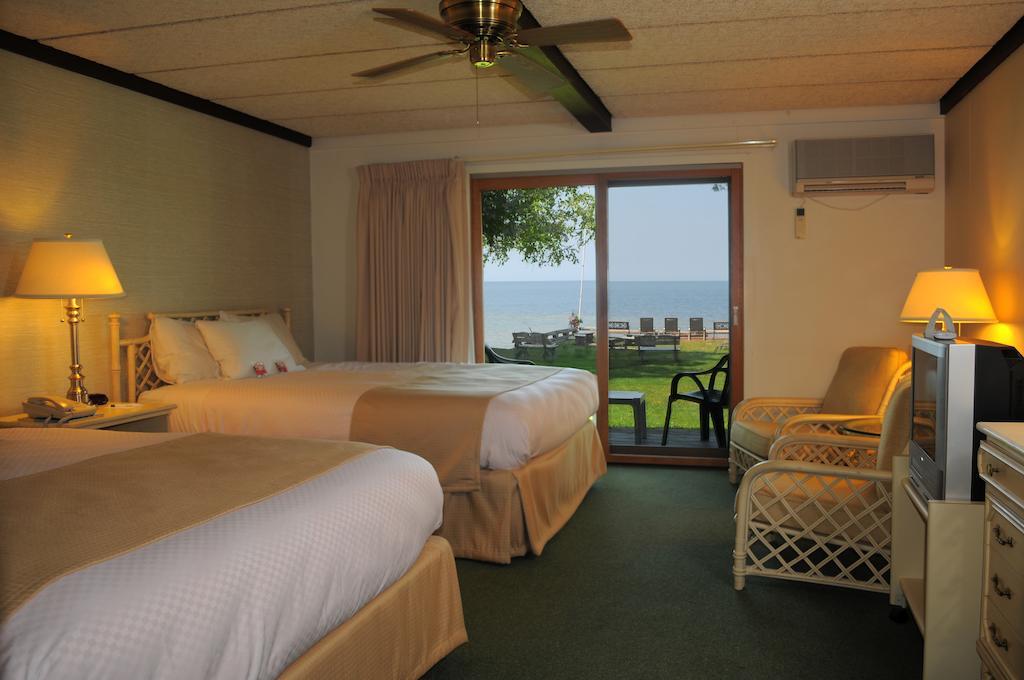 The Shallows Resort Egg Harbor Room photo