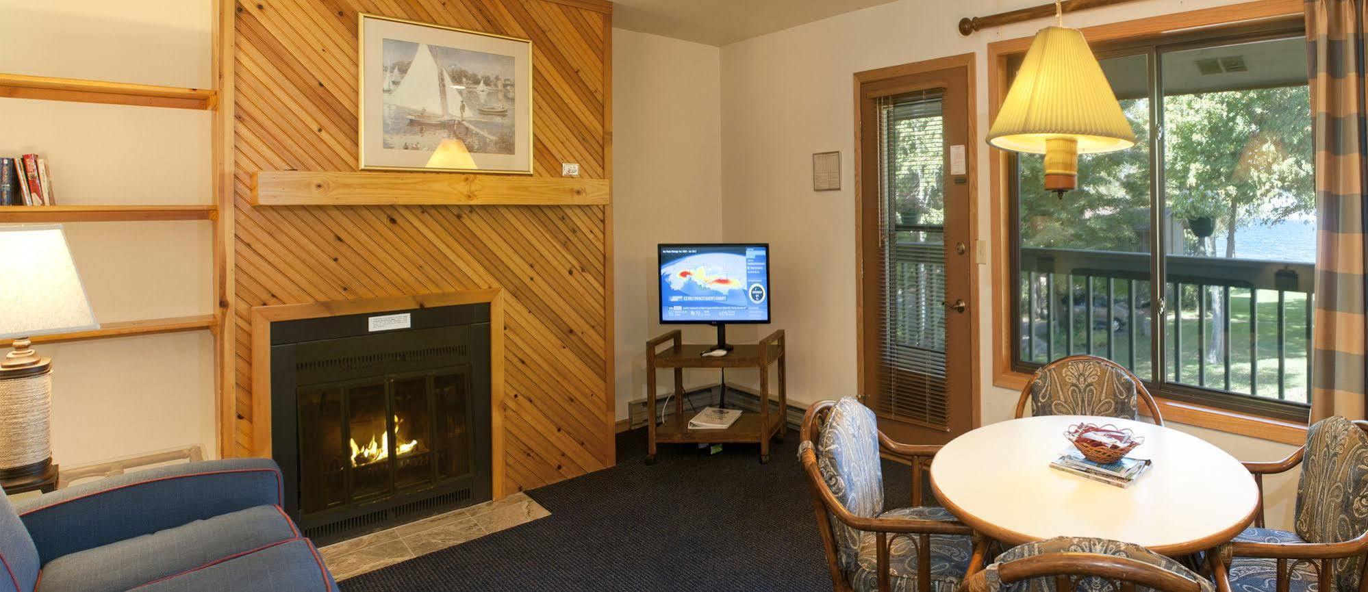 The Shallows Resort Egg Harbor Exterior photo